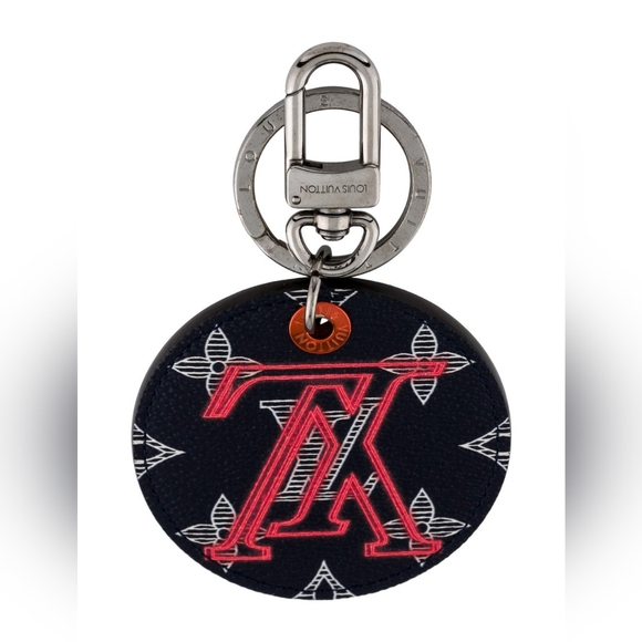 Louis Vuitton Monogram Illustre Bag Charm - Picture 2 of 3